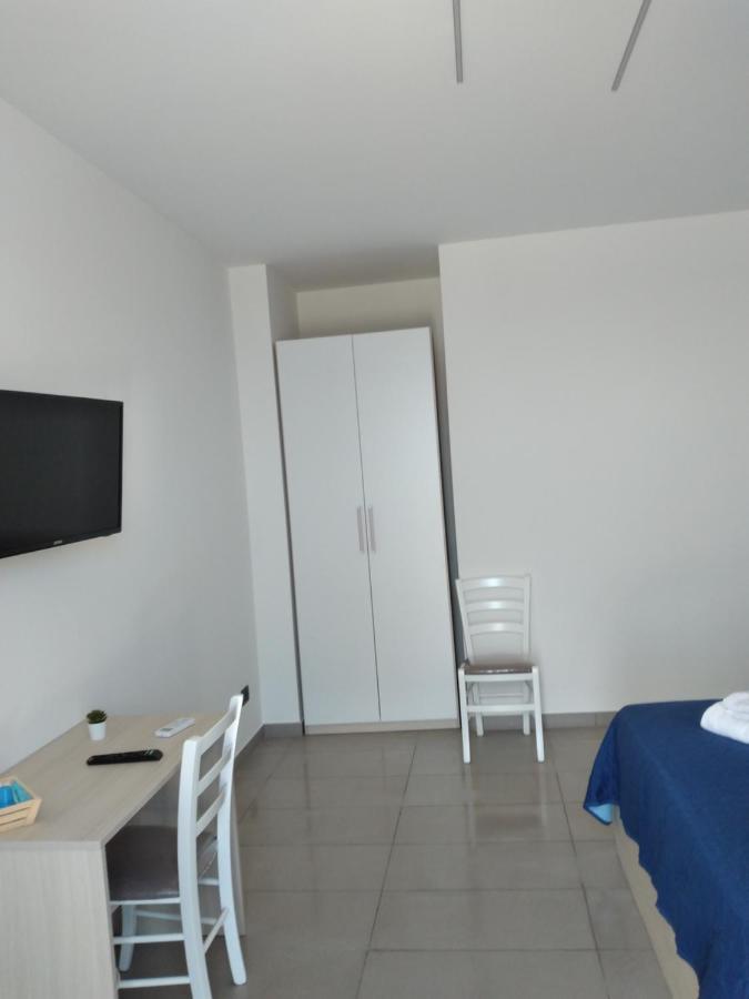 La Dama Bianca Bovo Marina Otel Montallegro Dış mekan fotoğraf