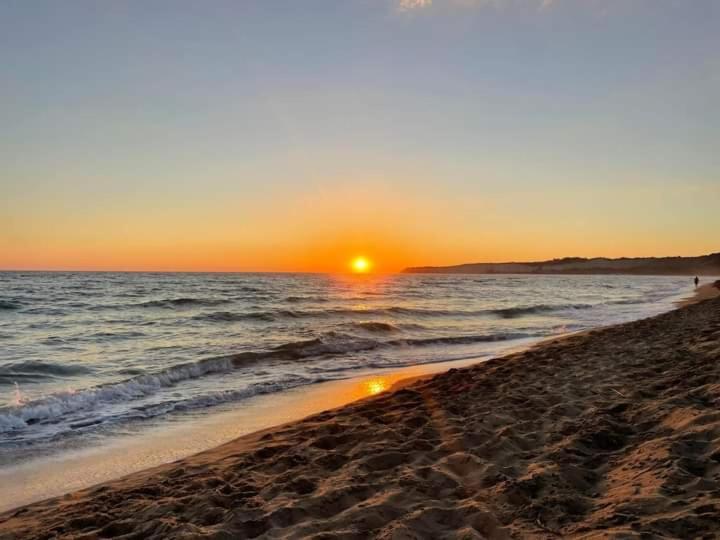 La Dama Bianca Bovo Marina Otel Montallegro Dış mekan fotoğraf