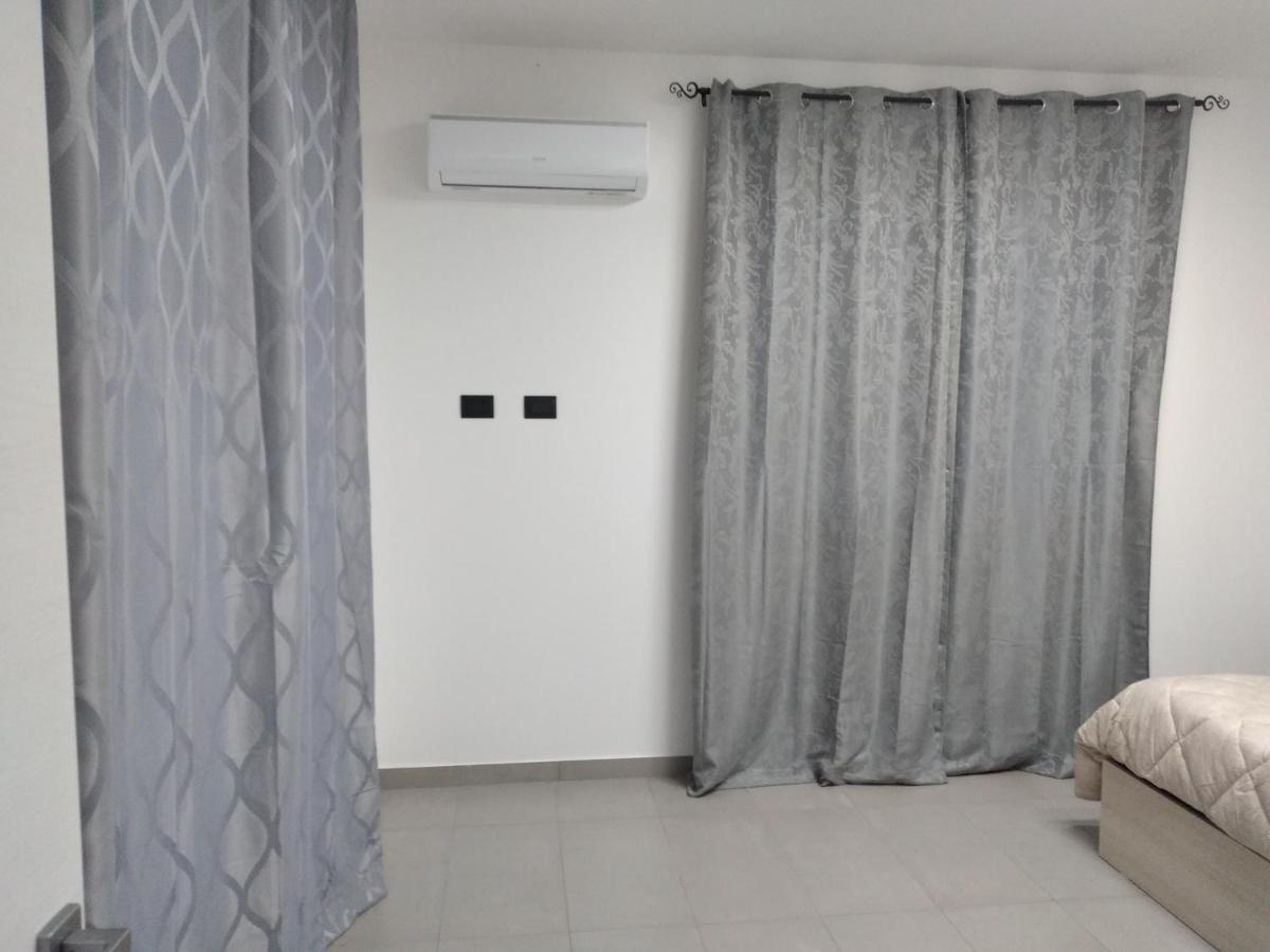 La Dama Bianca Bovo Marina Otel Montallegro Dış mekan fotoğraf